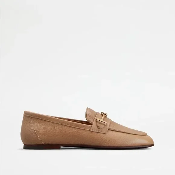 TOD’S Embellished Leather Loafer in Tan